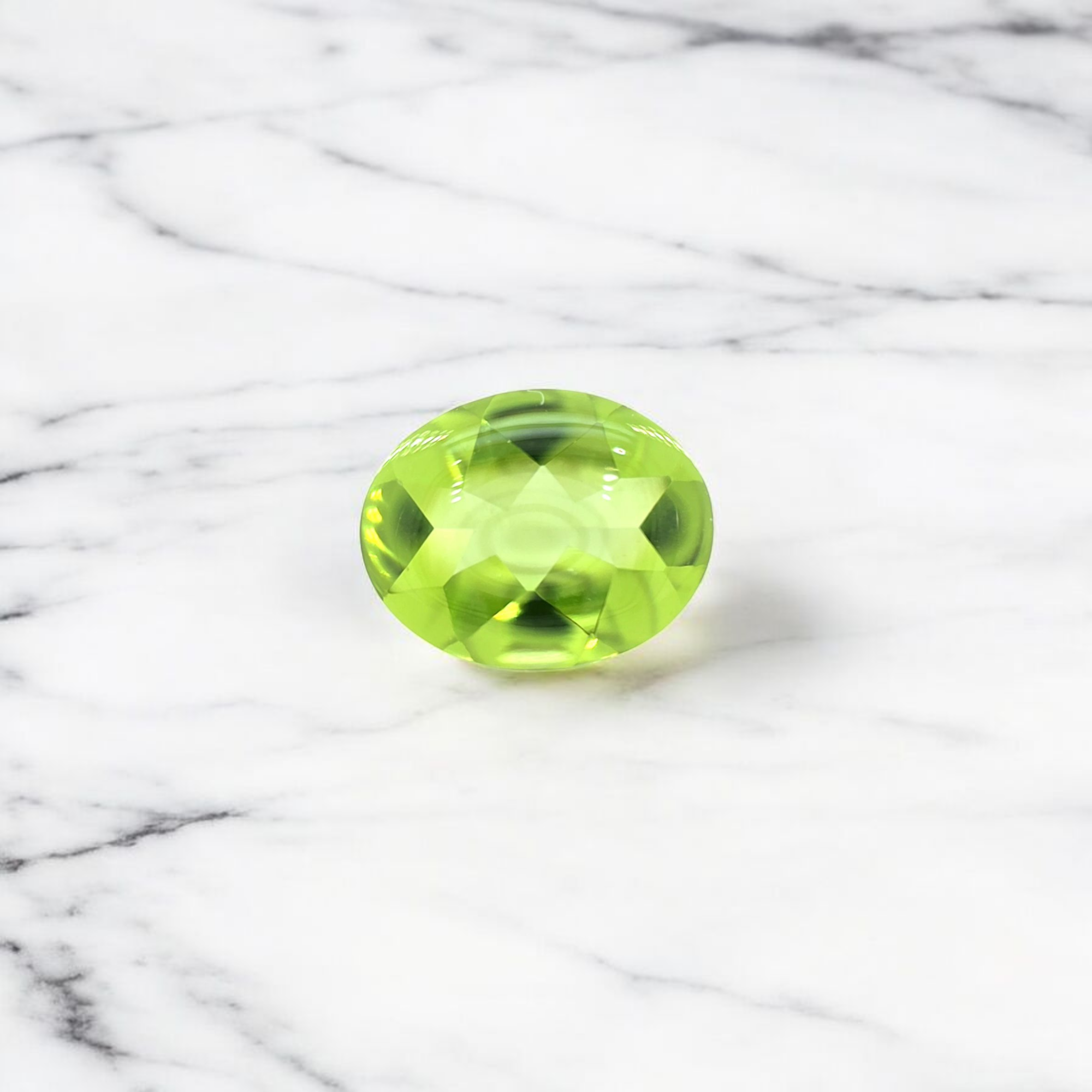 Peridot Oval Buff Top 8.8 x 7.1 mm