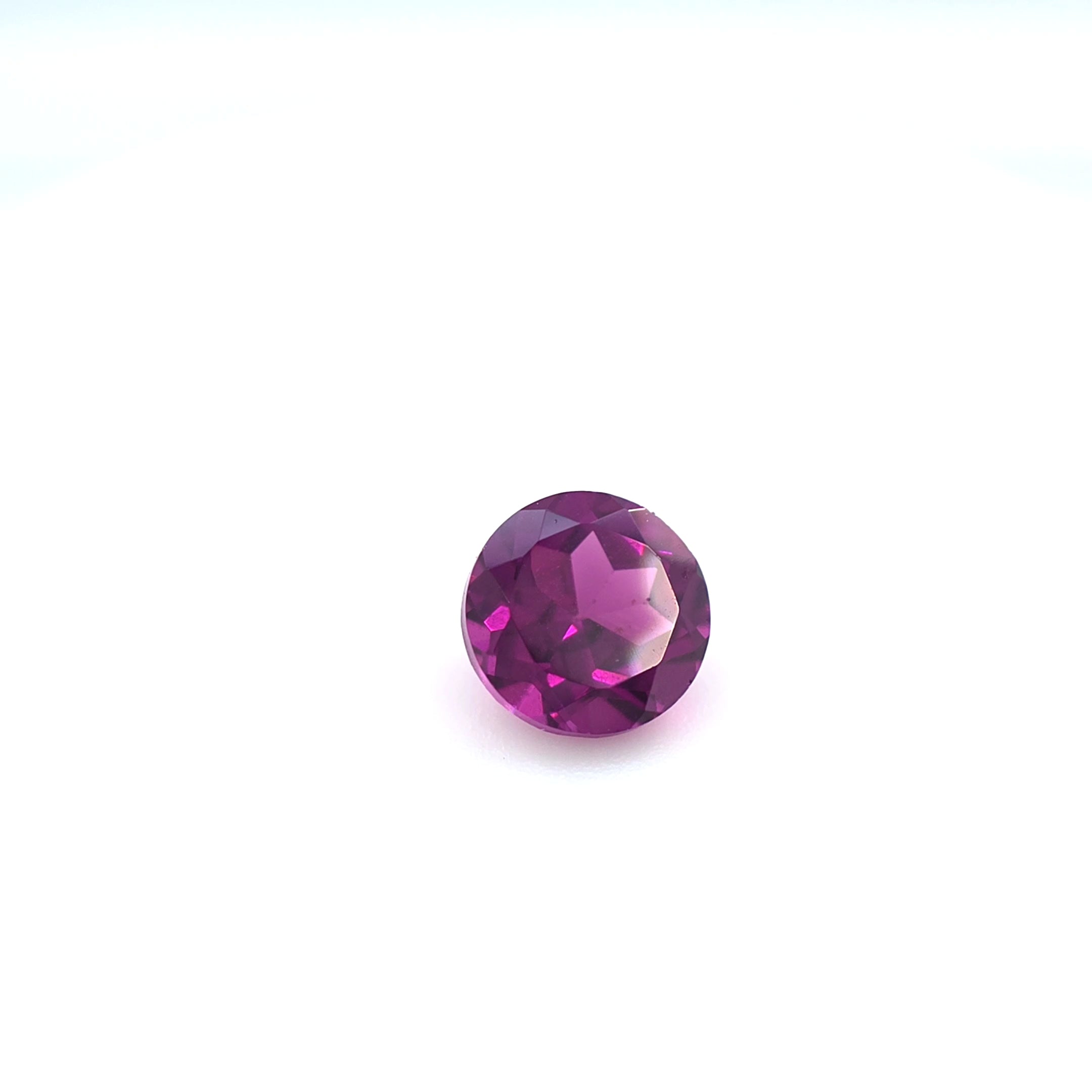 Rhodolite Garnet Round Cut 5.5mm
