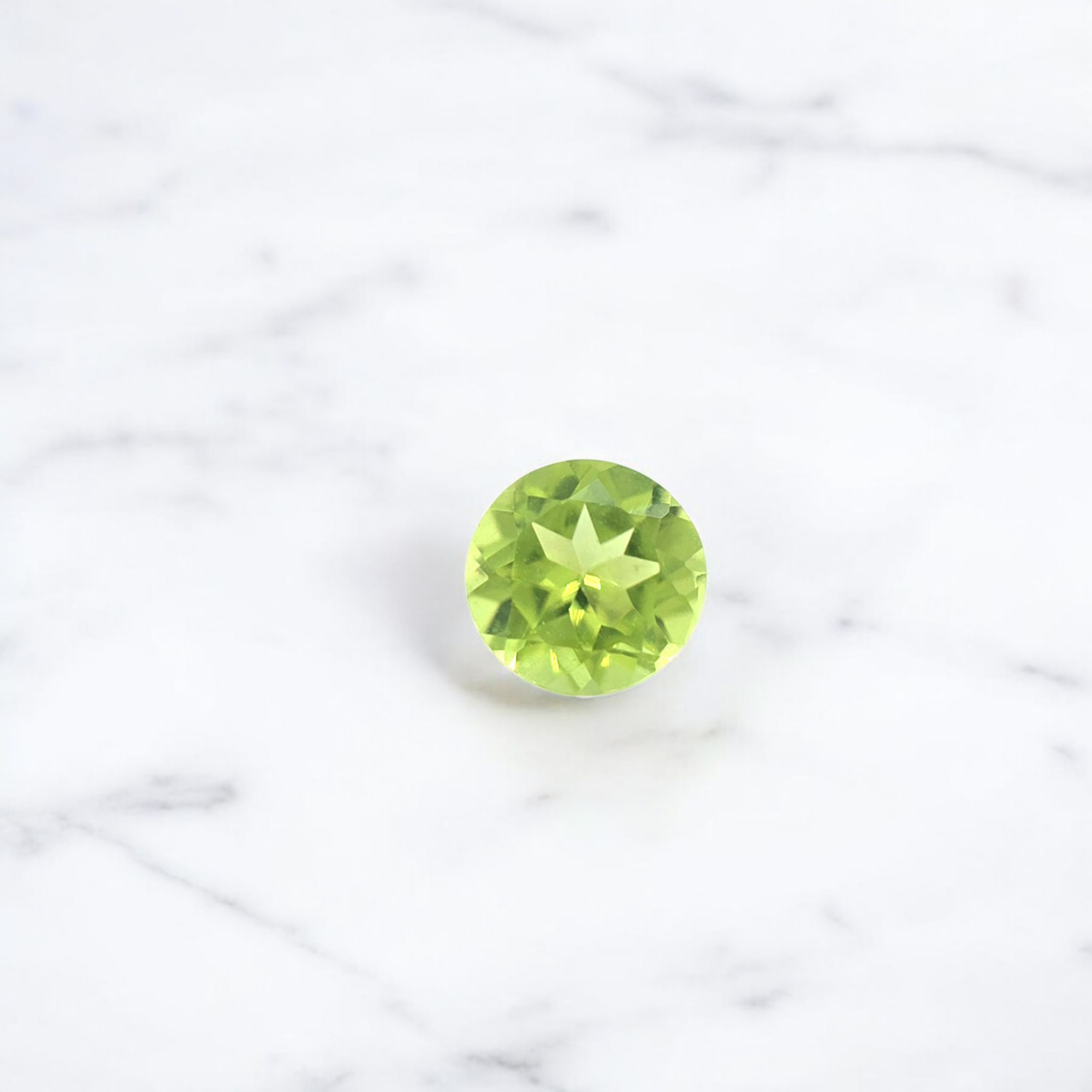 Peridot Round Cut 5.5mm