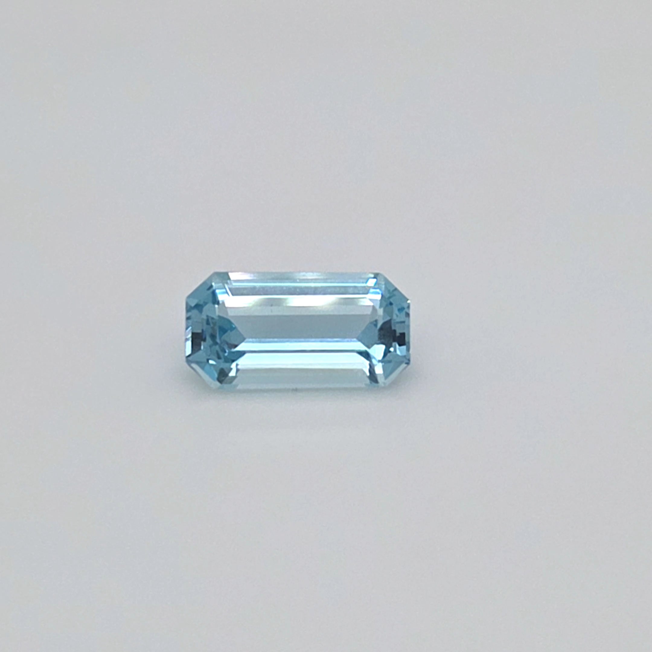 2.84ct Aquamarine Emerald Cut