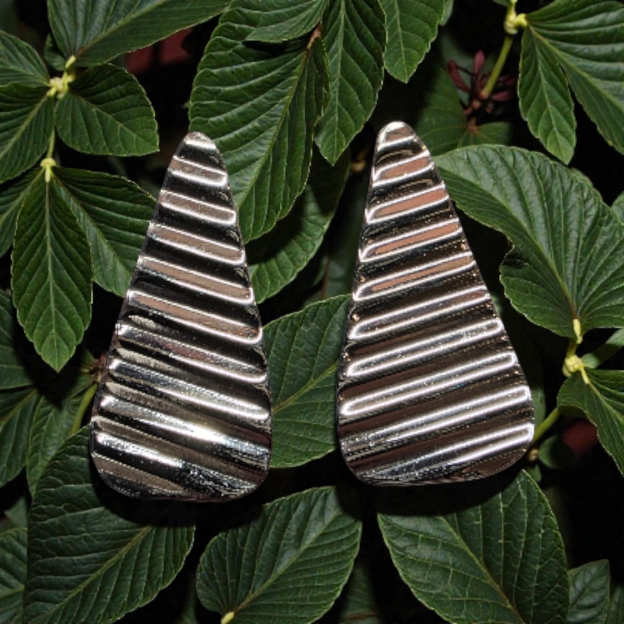 Silver Ripple Stud Earrings