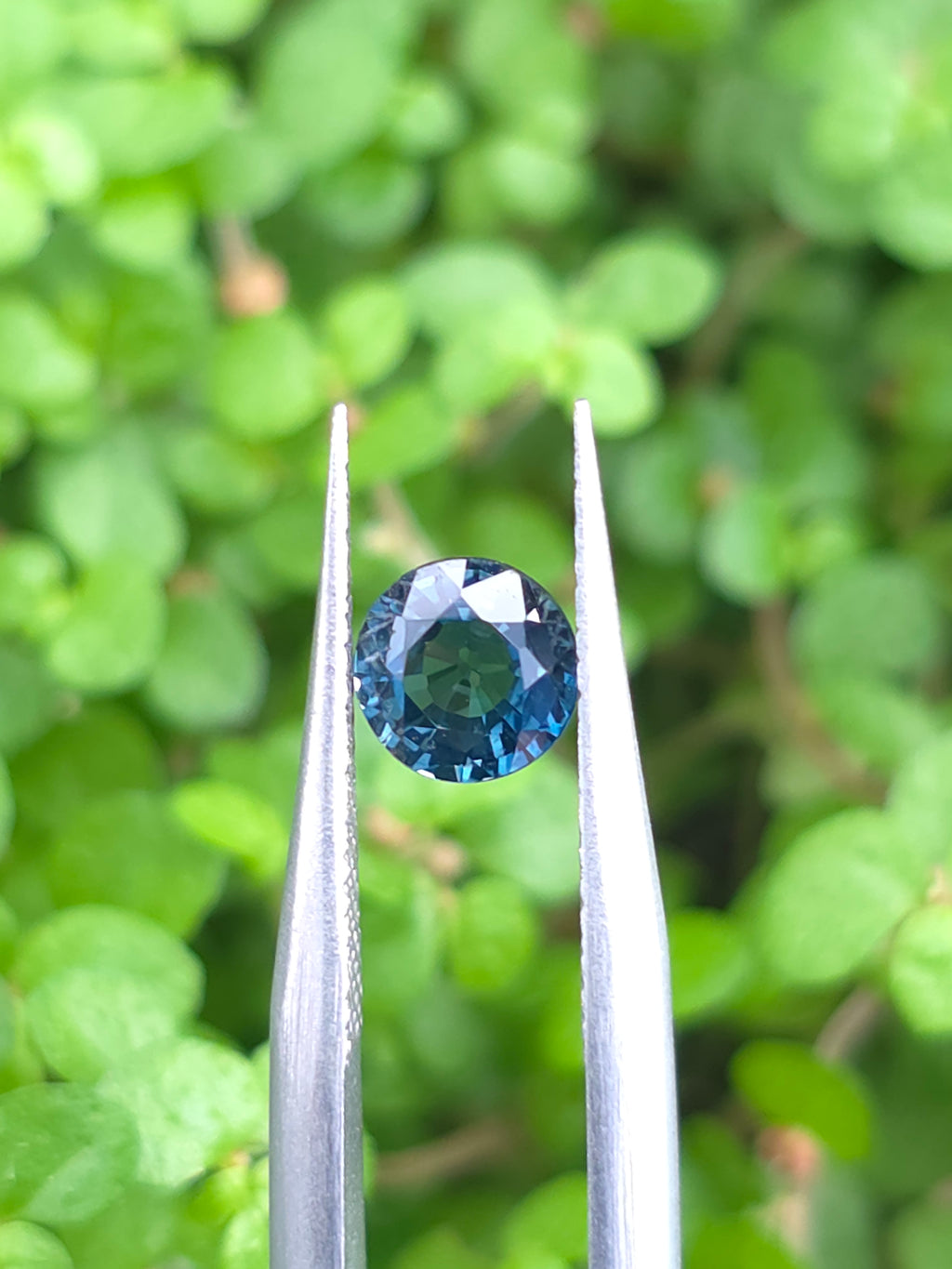 0.65ct Australian Sapphire Round Cut Teal Green