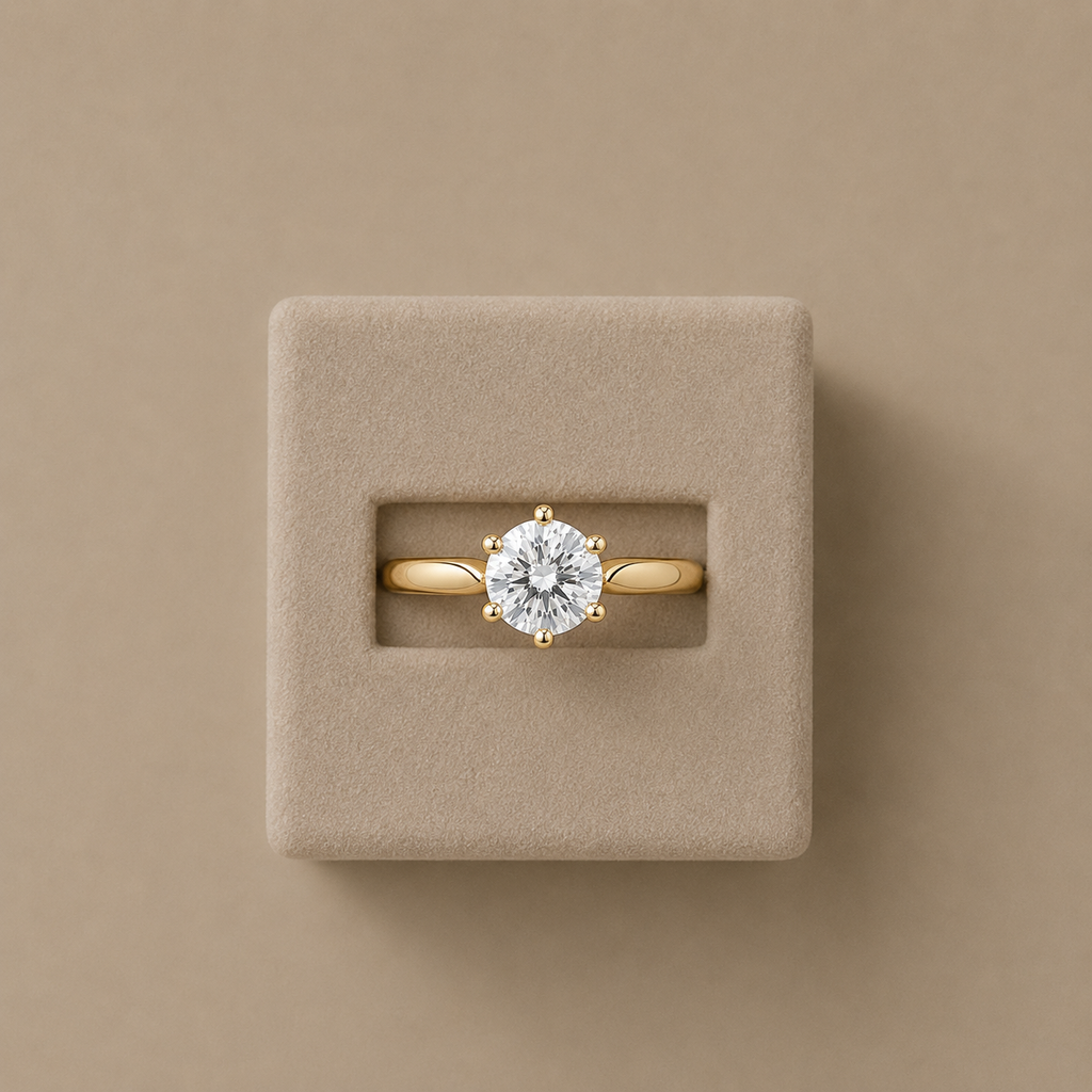 Ciel Solitaire Engagement Ring