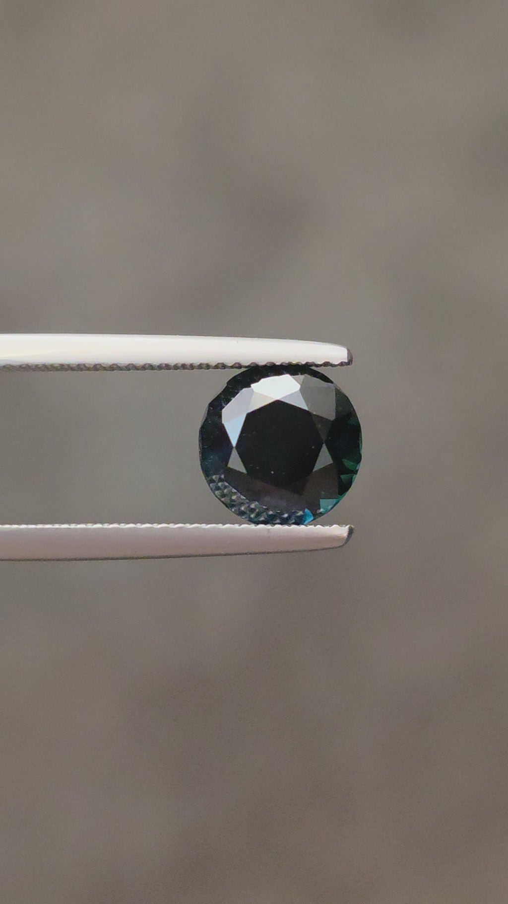3.48ct Australian Sapphire Teal Green Round Cut