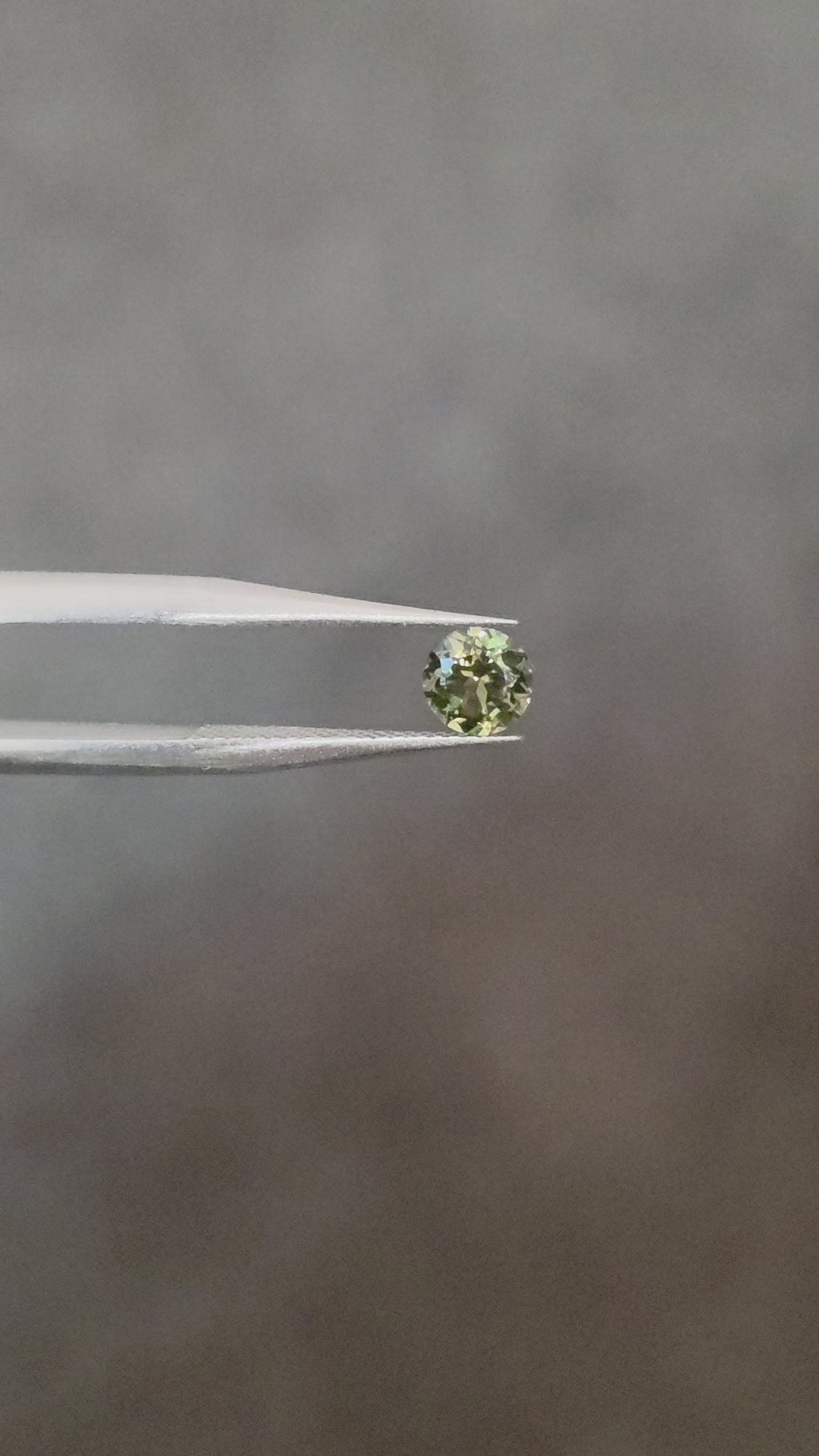 0.50ct Australian Sapphire Green Round Cut
