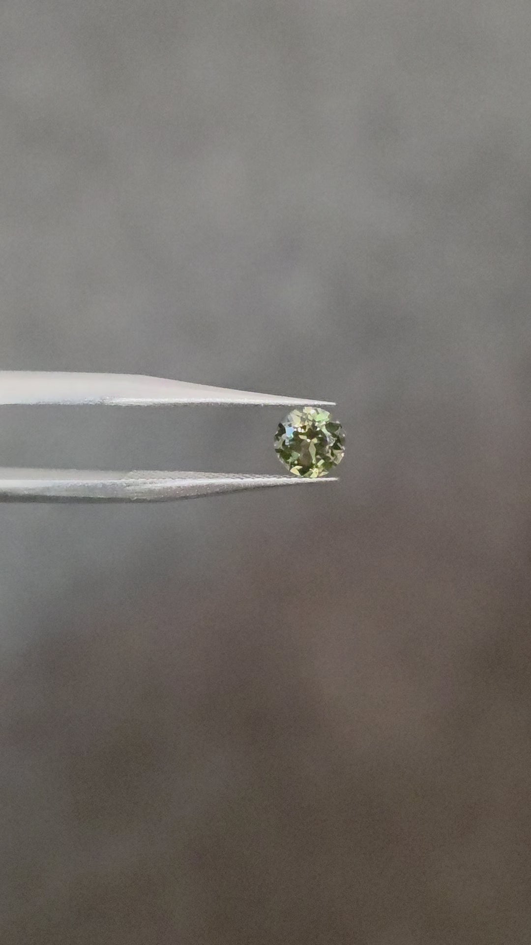 0.50ct Australian Sapphire Green Round Cut