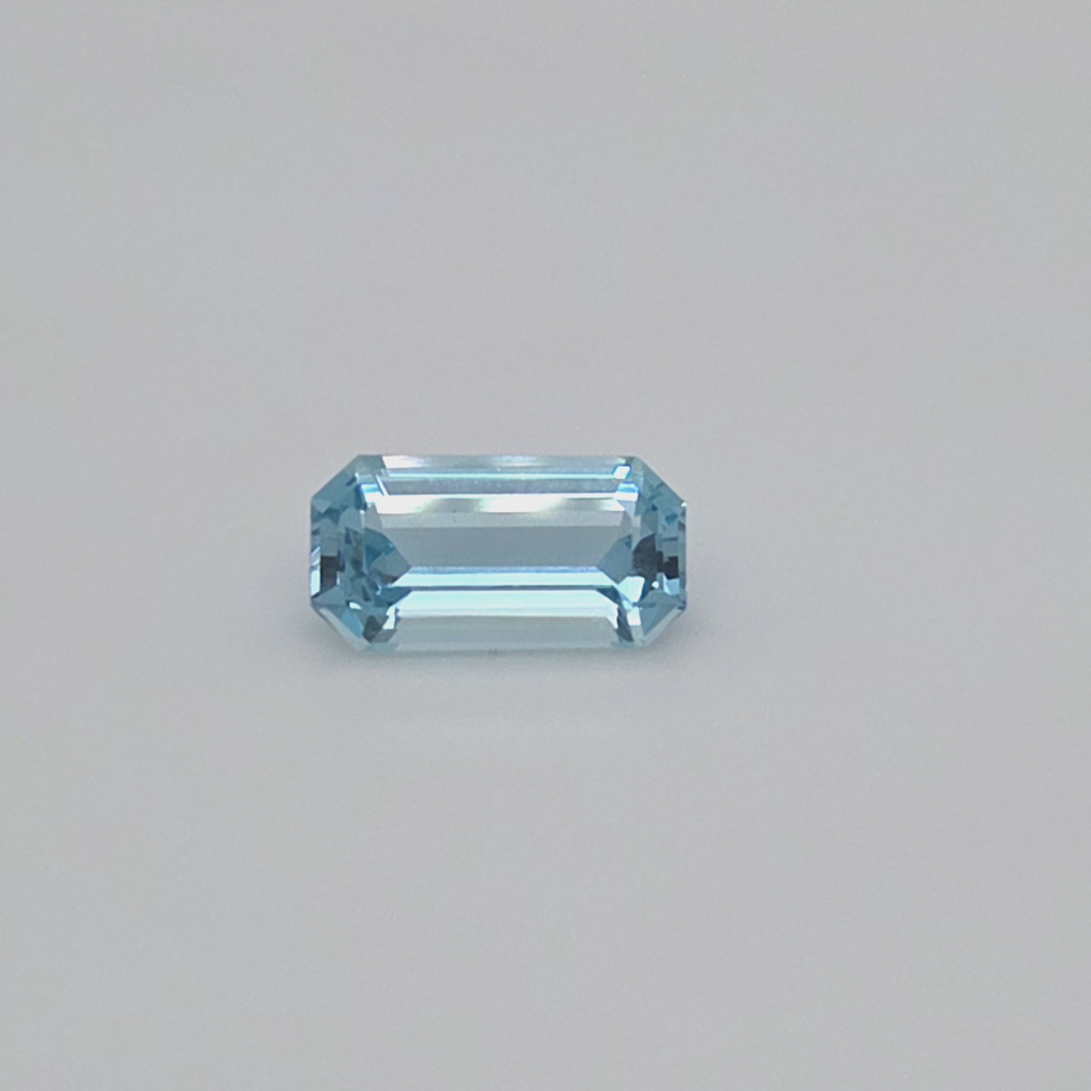 2.84ct Aquamarine Emerald Cut
