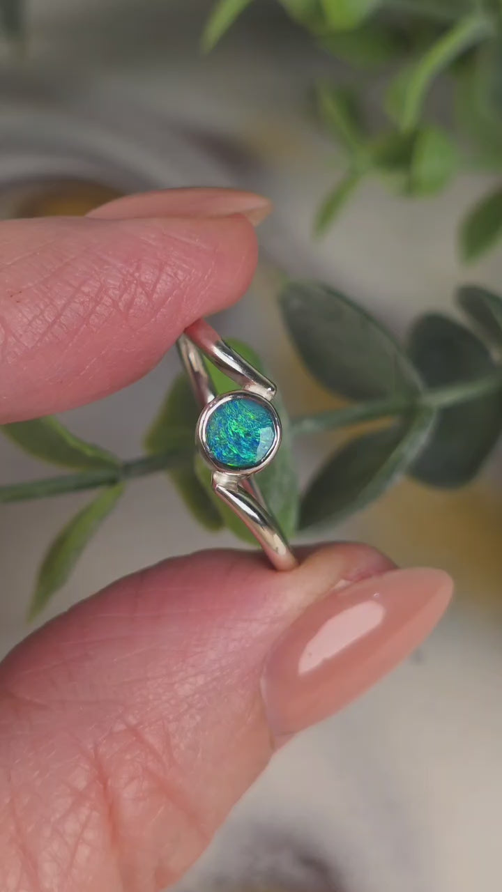 Round Opal Doublet Ring – Palladium Silver, Size N