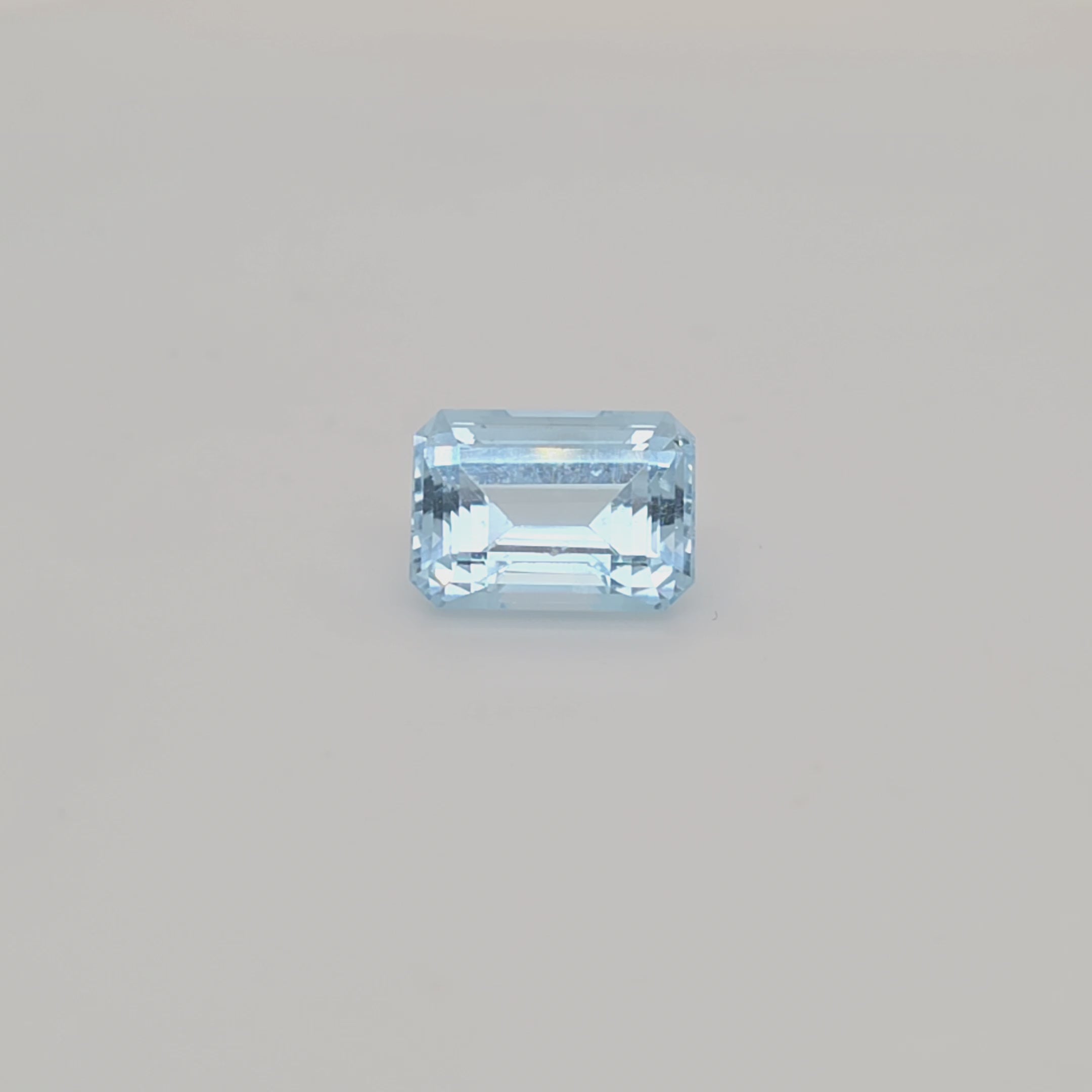 5.62ct Light Blue Topaz