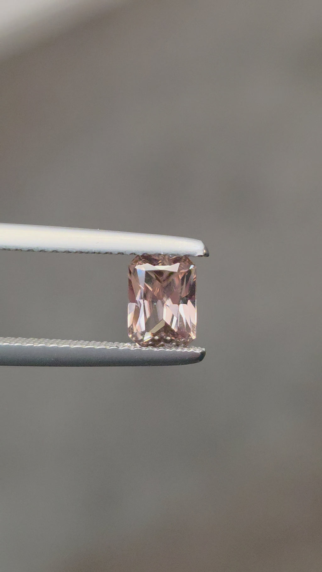 1.25ct Australian Champagne Zircon