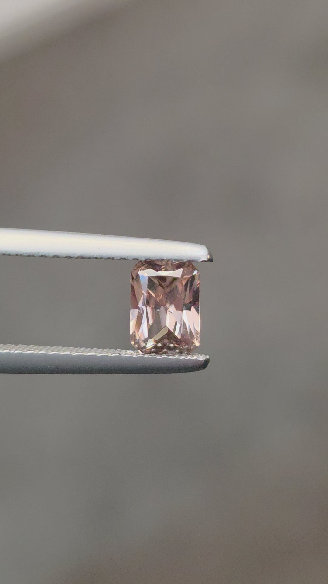 1.25ct Australian Champagne Zircon