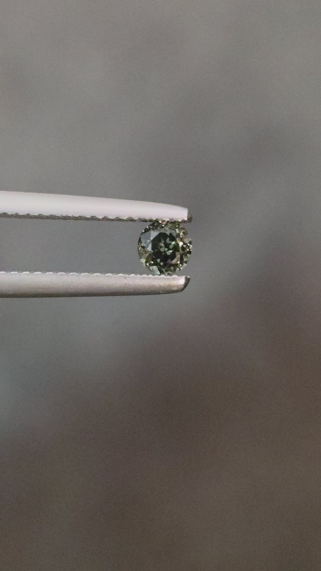 0.25ct Australian Sapphire Green Round Cut